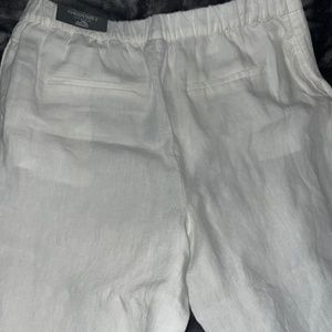 Chicos size 2 white linen pull on capris